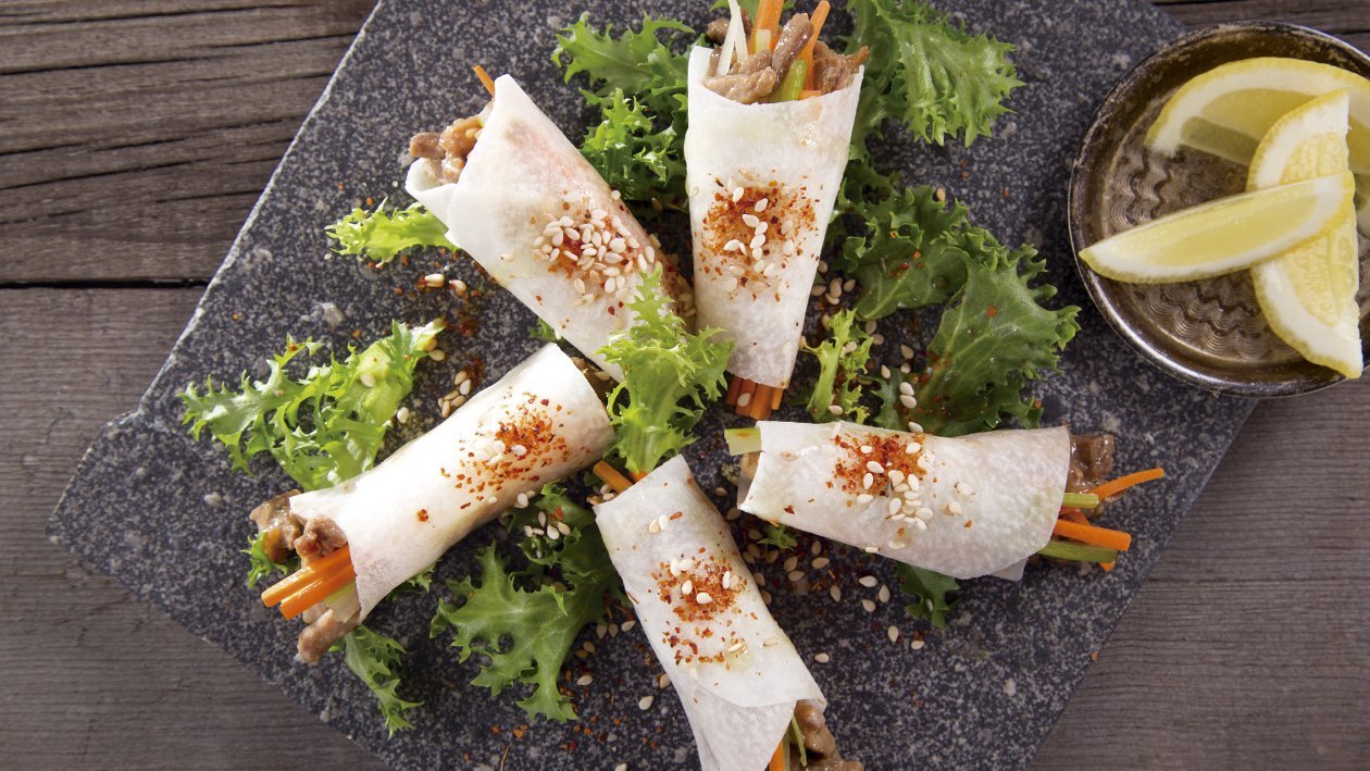 Taquitos de Jícama y Pato Glacé