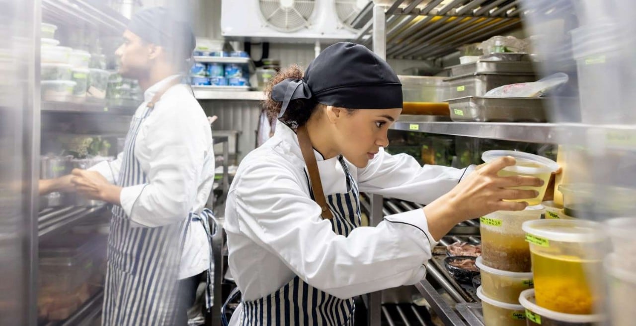 Acomodo de refrigerador en el restaurante: logra la máxima eficiencia