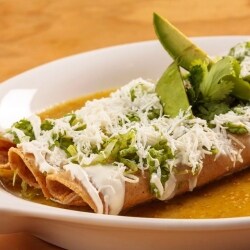 garnachas-flautas-de-pollo garnachas-flautas-de-pollo