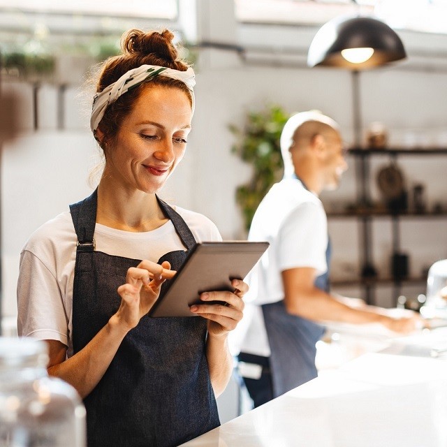 Gestión de inventarios: cómo la tecnología puede ayudar a reducir desperdicios en el restaurante