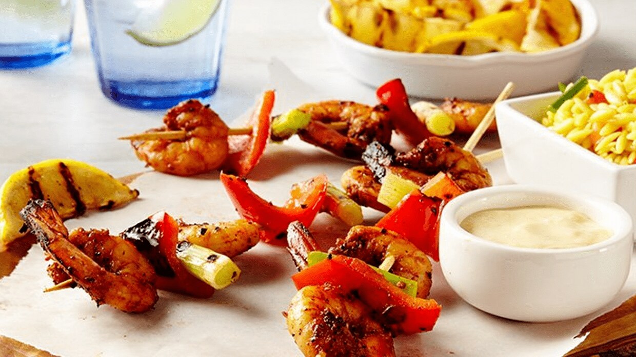 brochetas de camarón con Hellmann’s mayonesa real brochetas de camarón con Hellmann’s mayonesa real