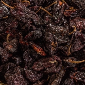 Chiles chipotle triturados.