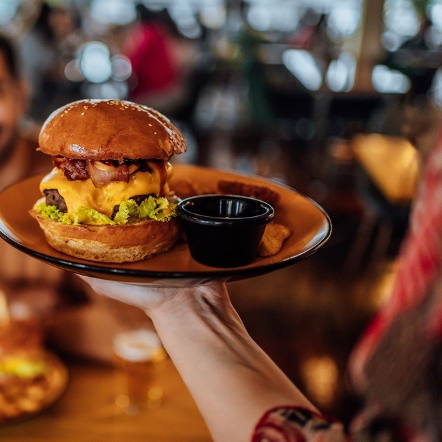 Tipos de hamburguesas que están en tendencia: ¡Inspírate para ofrecer algo nuevo!